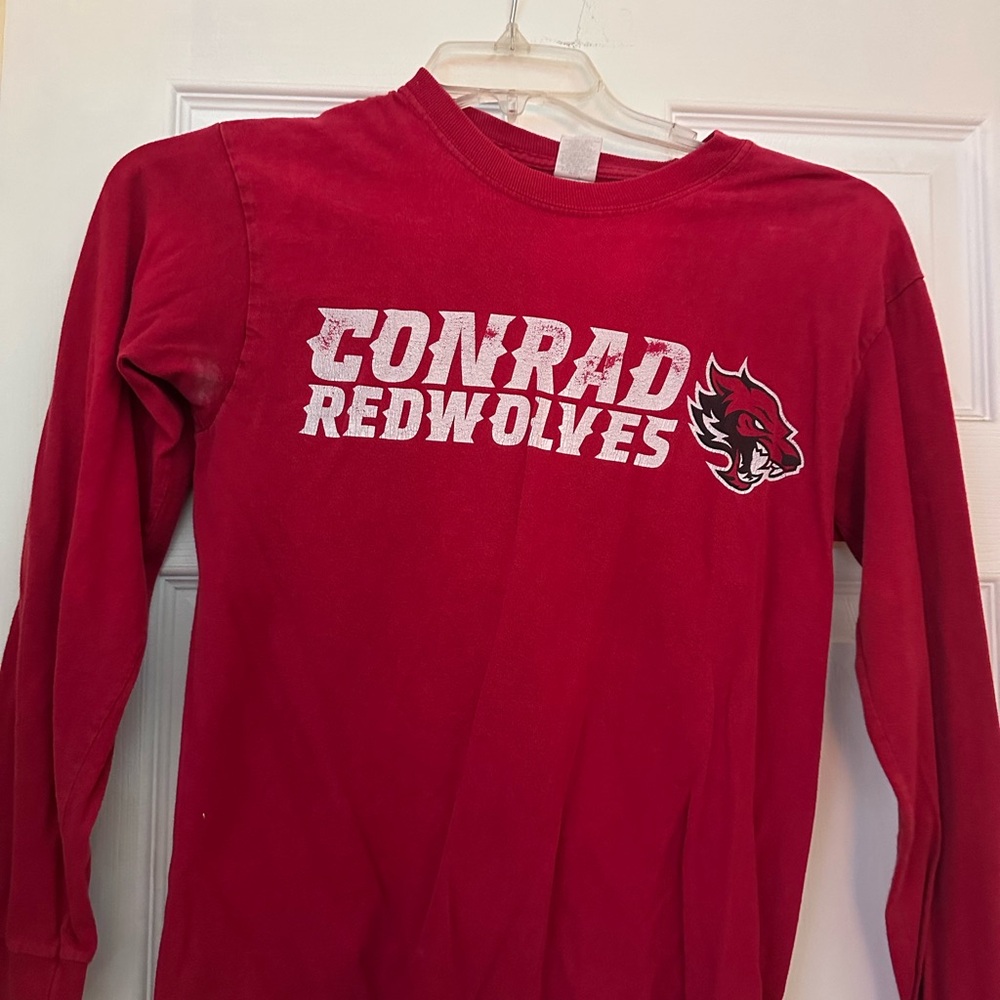Conrad RedWolves Longsleeve Tshirt